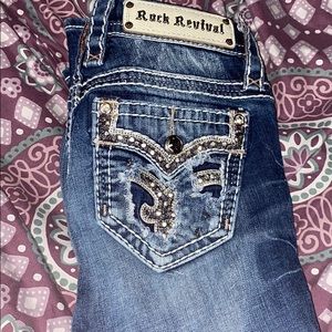 Rock revival skinny jeans